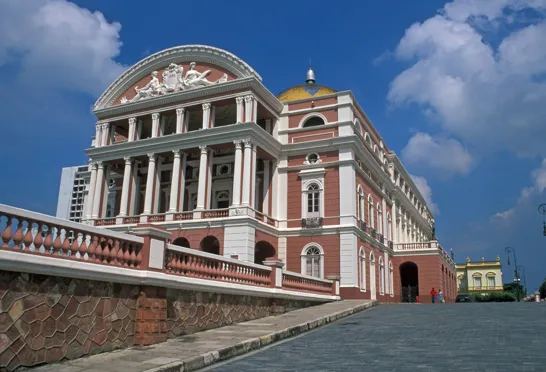 Manaus' smukke operahus, Teatro Amazonas, er en af hovedattraktionerne i byen. Foto Viktors Farmor