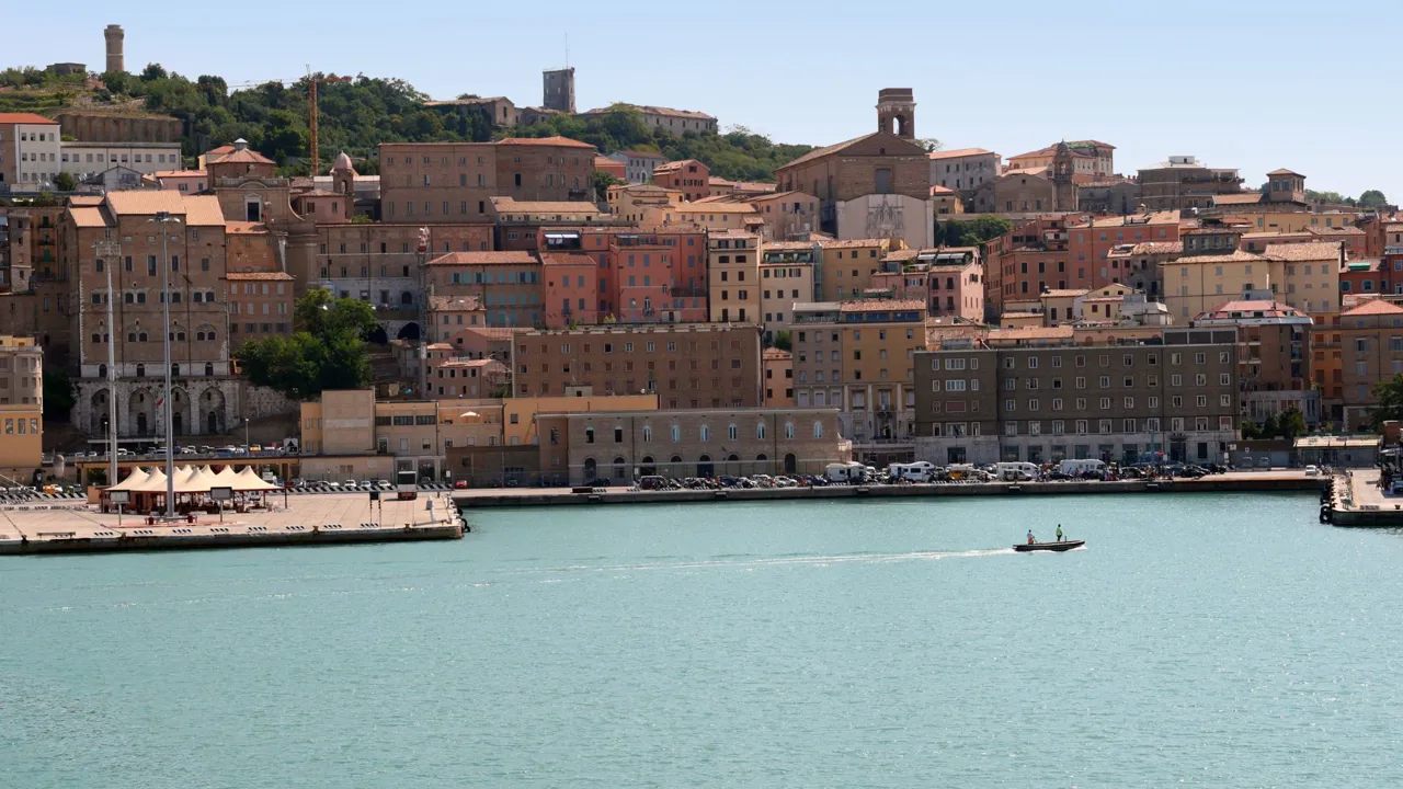 Ancona er Marche regionens største havneby. Foto Viktors Farmor