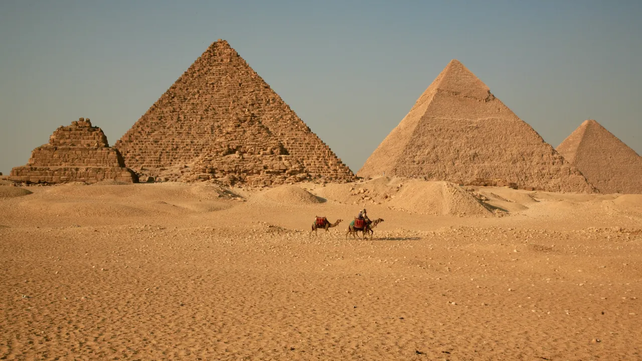 Pyramiderne ved Giza. Foto Viktors Farmor