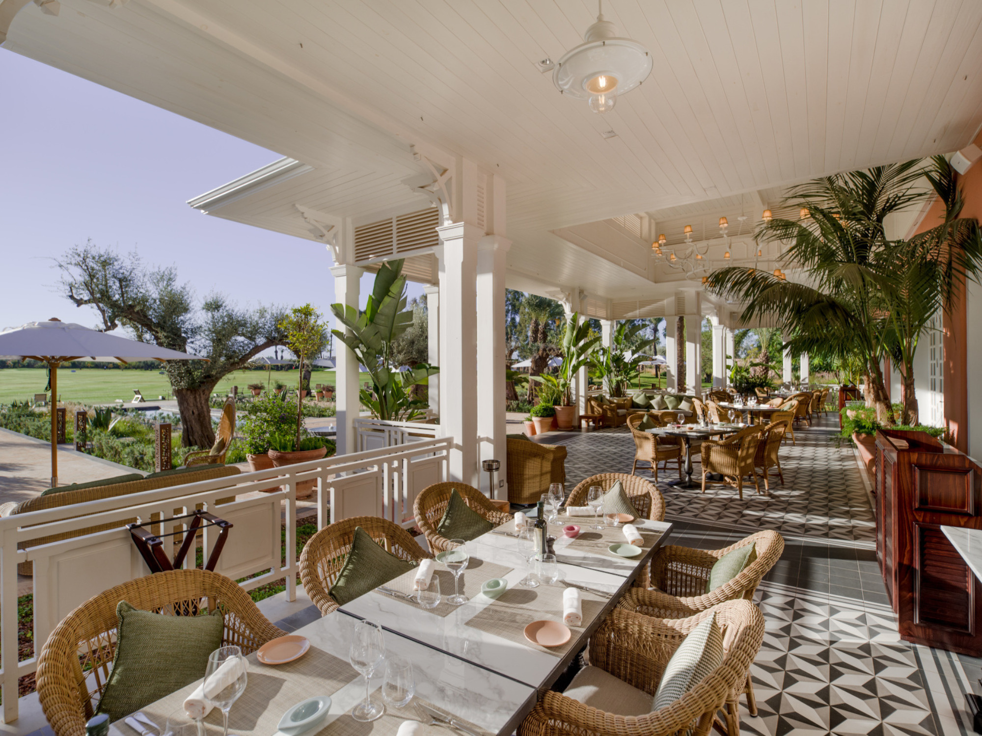 Vi nyder det fantastiske klubhus i kolonistil på Royal Golf Marrakesh. Foto Viktors Farmor