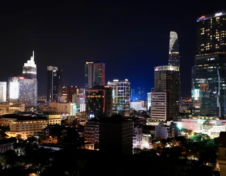 Ho Chi Minhs skyline set fra tagterrassen på vores hotel. Foto af Anders Stoustrup (1)