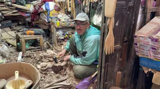 I Marrakeshs værksteder lever det traditionelle håndværk videre med præcision. Foto Morten H. Nielsen