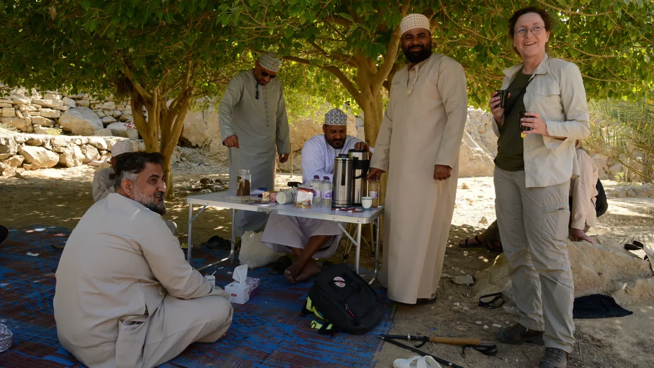 På en pause undervejs er vores chaufførers mobile kaffebod et skønt initiativ. Foto Ole Sand