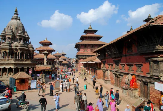 Stemningen er speciel på Durbar Square  i Patan. Foto Viktors Farmor
