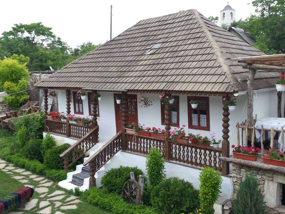 Butuceni Guest House hvor vi laver vores egen placinta. Foto Viktors Farmor