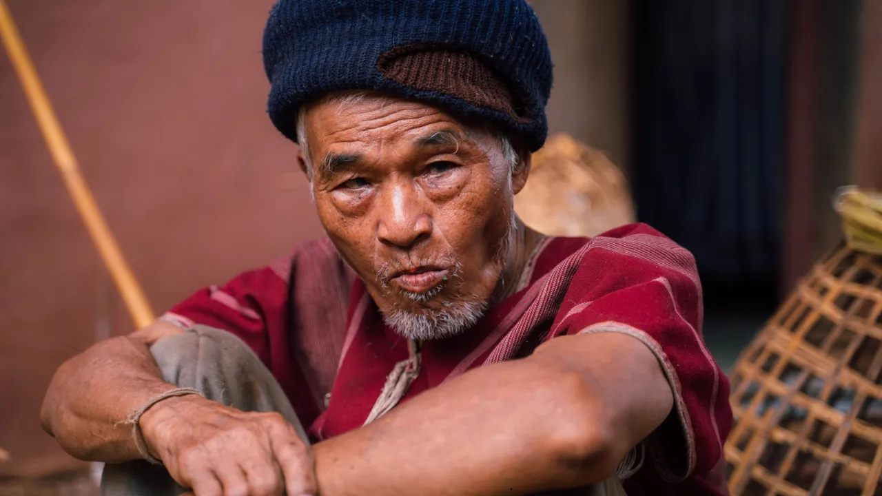 Mand fra minoritetsfolket karen. Foto af Viktors Farmor