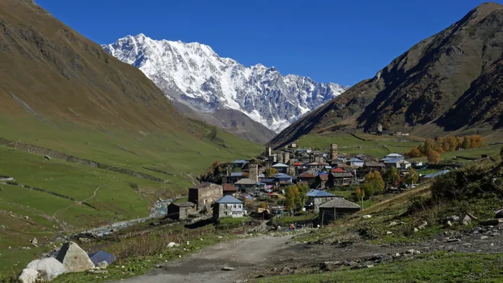 Ushguli er en middelalderby beliggende i vidunderlige Svaneti i det nordlige Georgien. Foto Peter Wieser