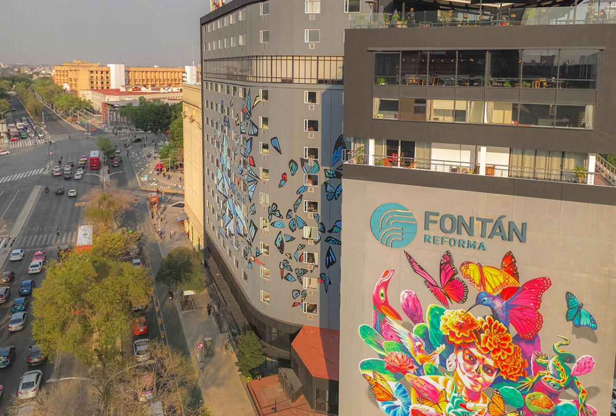 Vi bor på Hotel Fontán Reforma, som er et firestjernet hotel i retro-moderne stil. 