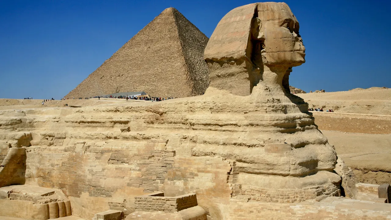 Sfinxen ved pyramiderne i Giza. Foto Viktors Farmor