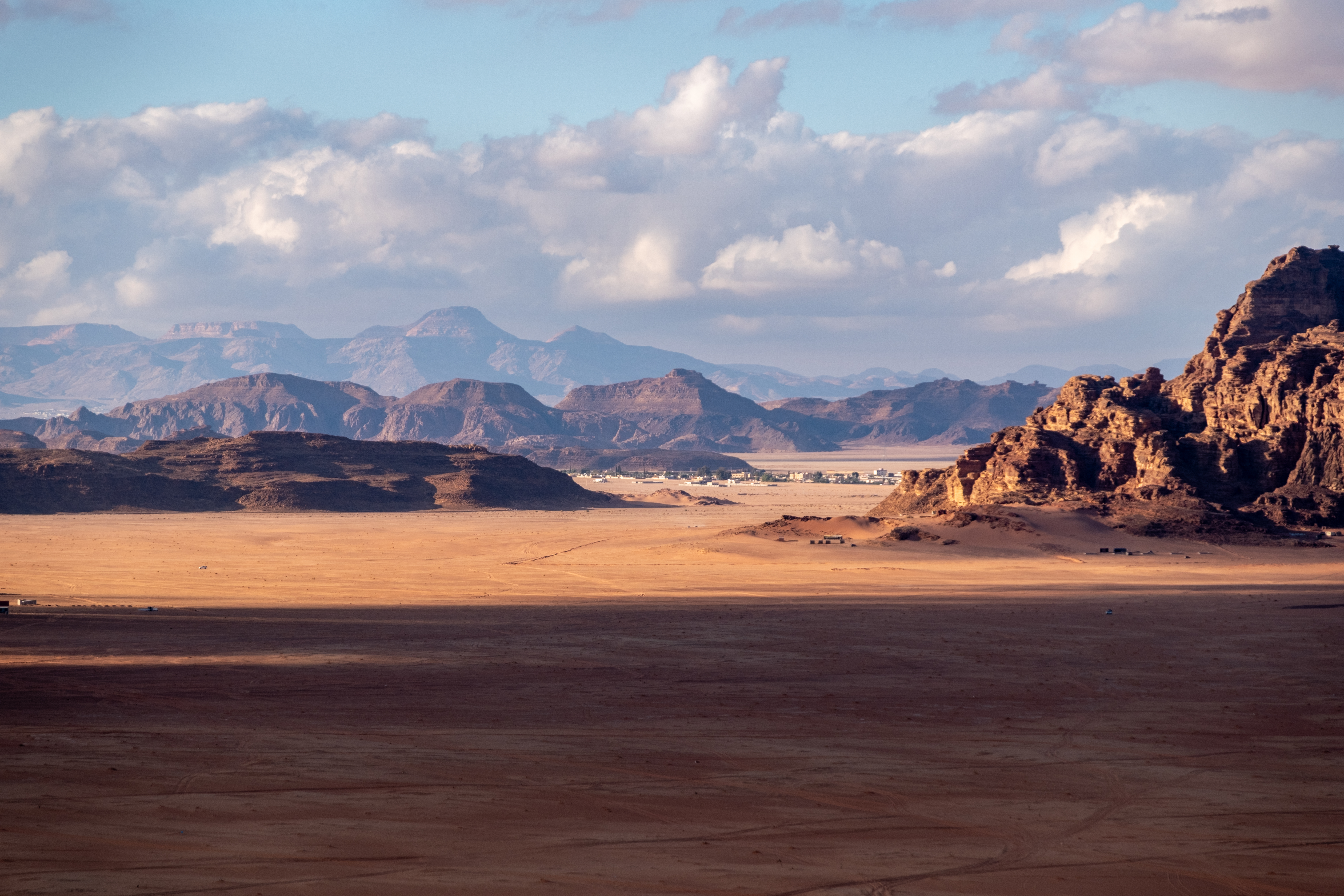  Lawrence of Arabia rejste flere gange gennem Wadi Rum. Det gør vi også med Viktors Farmor. Foto Carsten Lorenzen