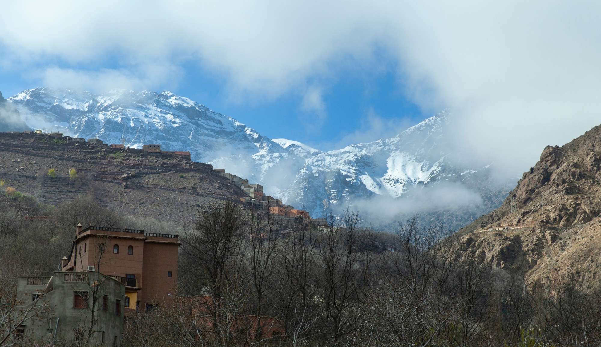 Udsigt til Kasbah Du Tobukal-bjerget. Foto Viktors Farmor