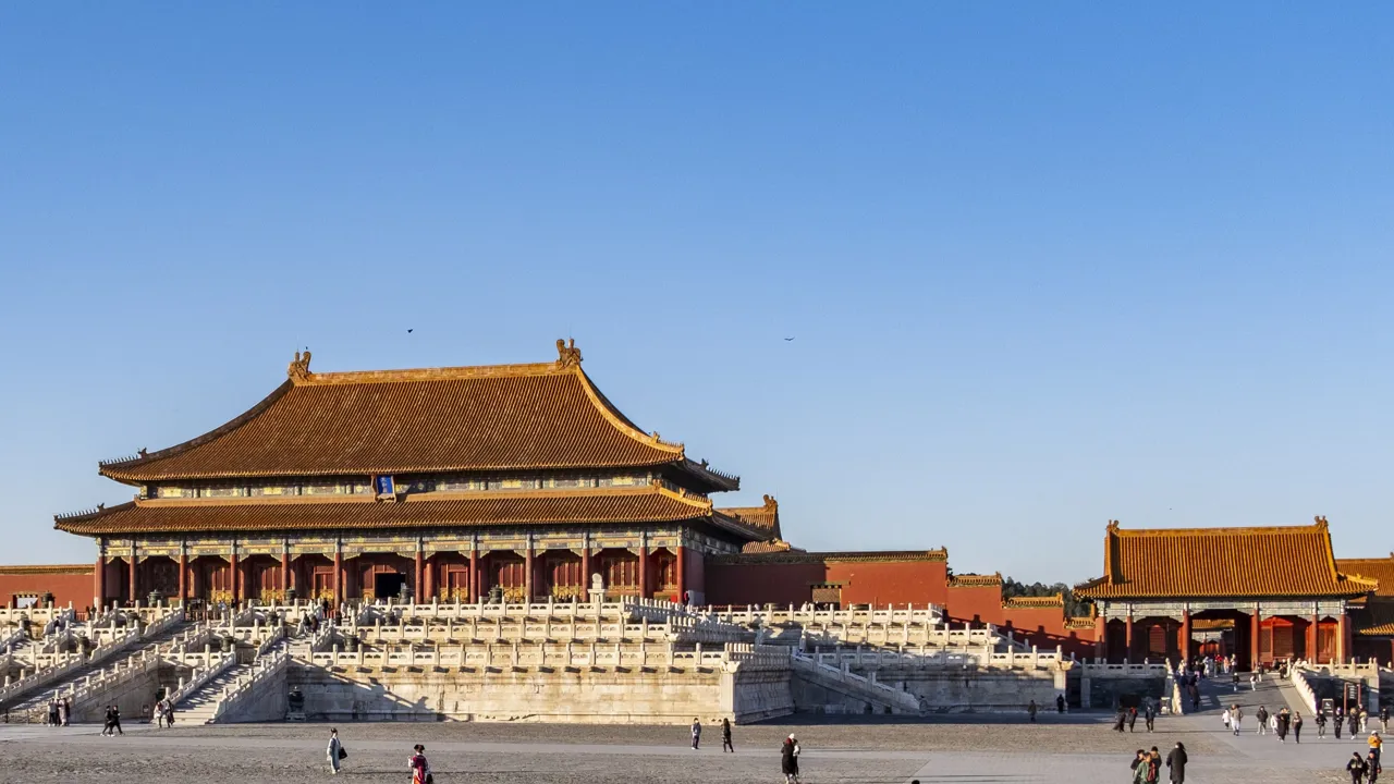 Vi besøger Den Forbudte by, den tidligere kejserbolig, som i godt 500 år var stedet, hvorfra kejserne regerede Kina. Foto Carsten Lorentzen