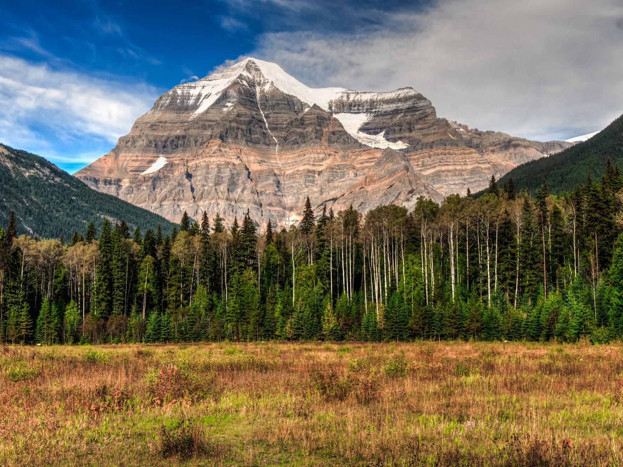 Mount Robson 3.954 m., Rocky Mountains højeste tinde. Foto Viktors Farmor