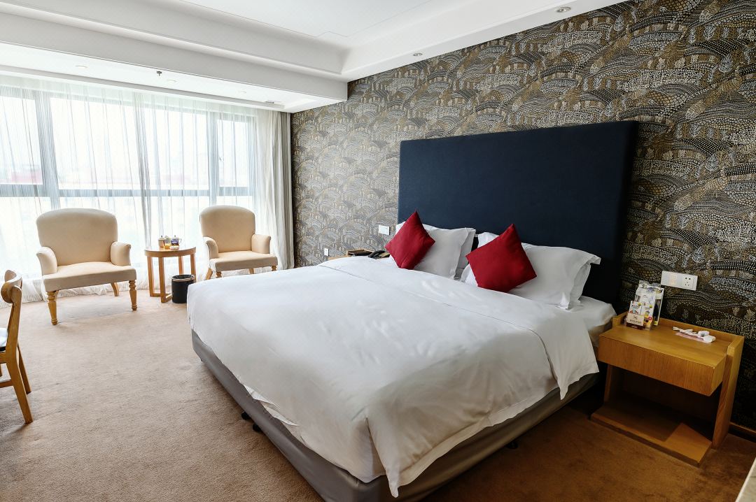 På Den store Kinarejse bor vi på Luoyang Zhongzhou International Hotel i Luoyang