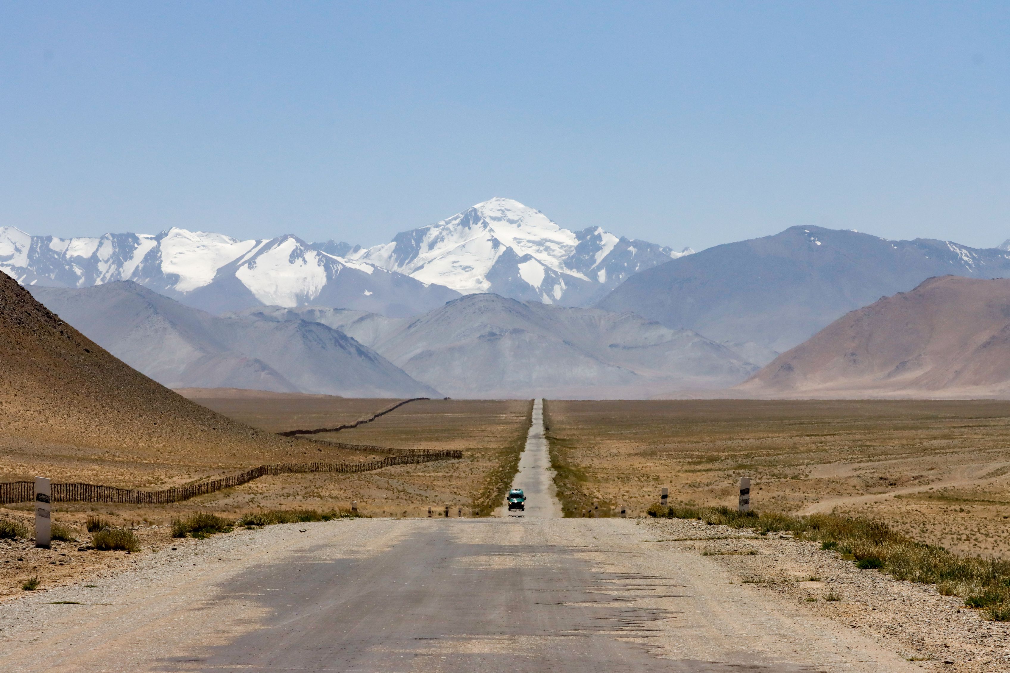 Pamir highway er en af verdens højest beliggende hovedveje. Foto Sisse Skipper Andersen