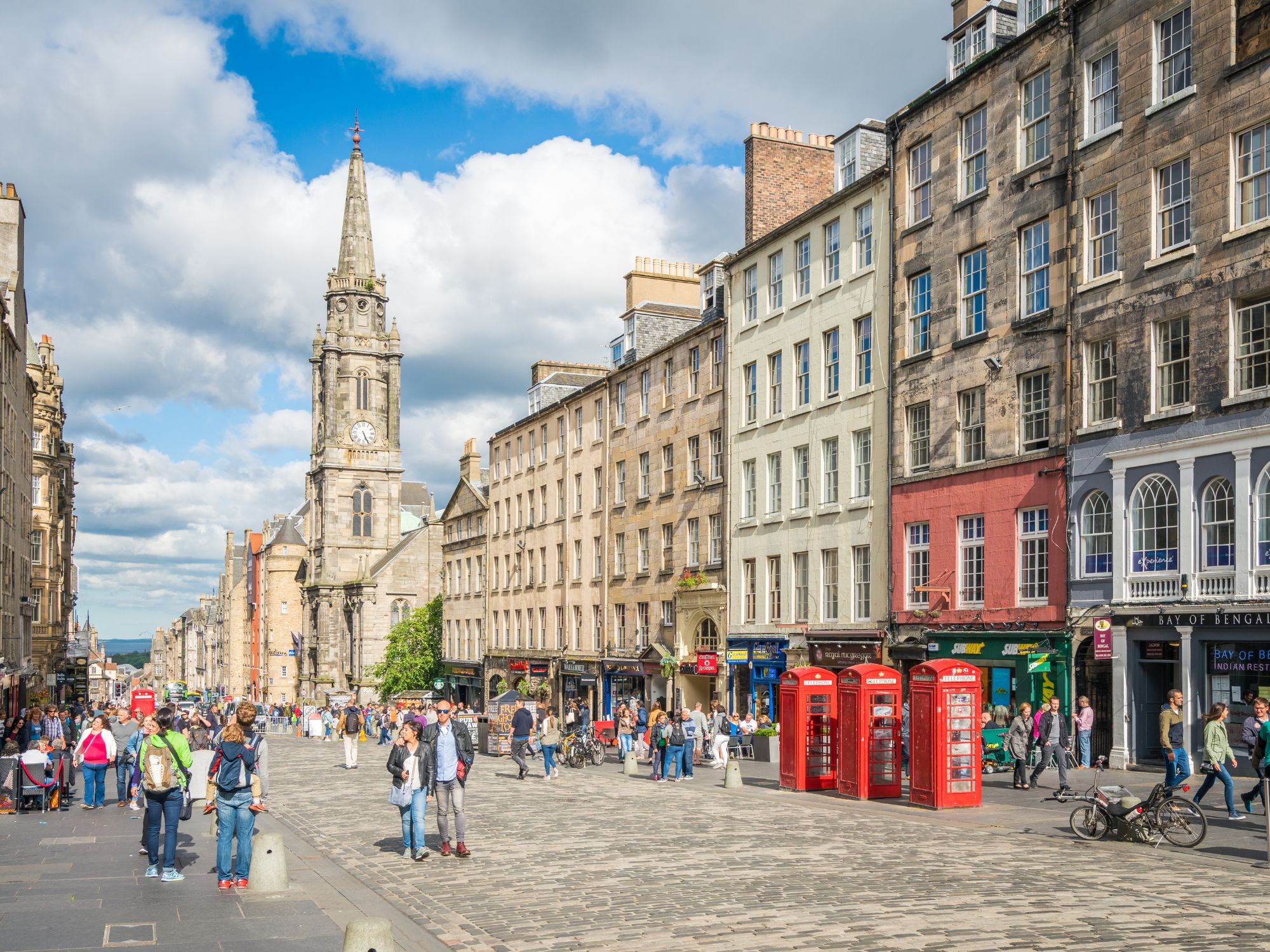 Gåtur på Royal Mile historiske hovedstrøg. Foto Viktors Farmor