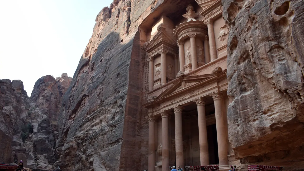 For mange er skatkammeret i Petra turens største oplevelse.