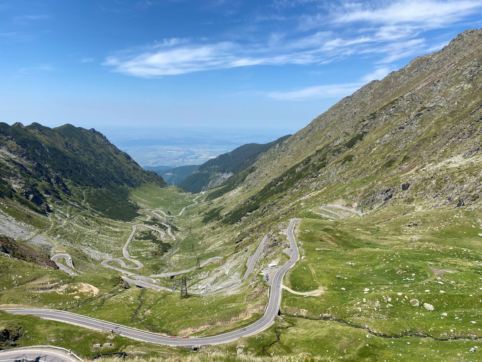 Vi kører ad Transfăgărășan, som ofte omtales som en af verdens mest spetakulære veje. Foto Lone Andersen