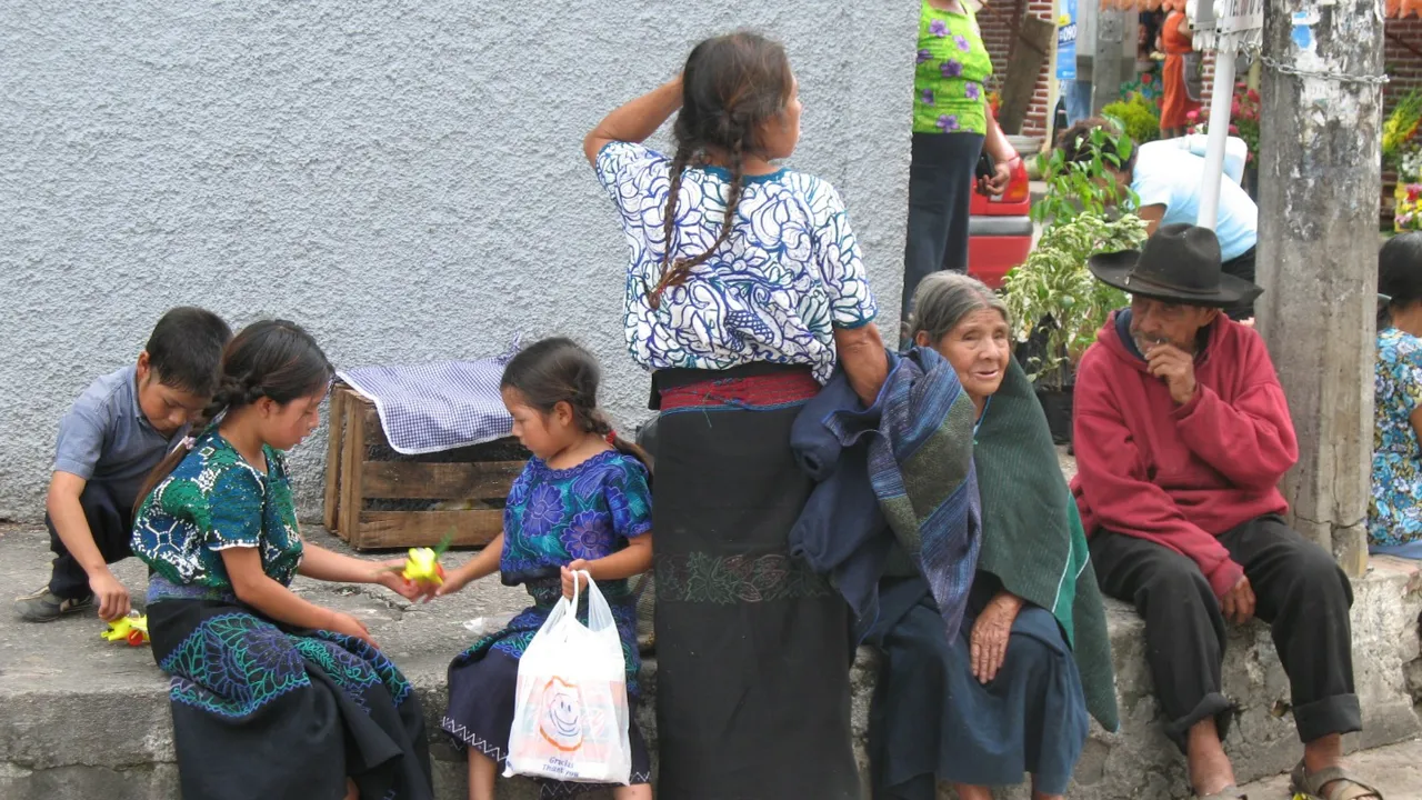 Vi får indtryk af det liv, der leves i Mellemamerika.