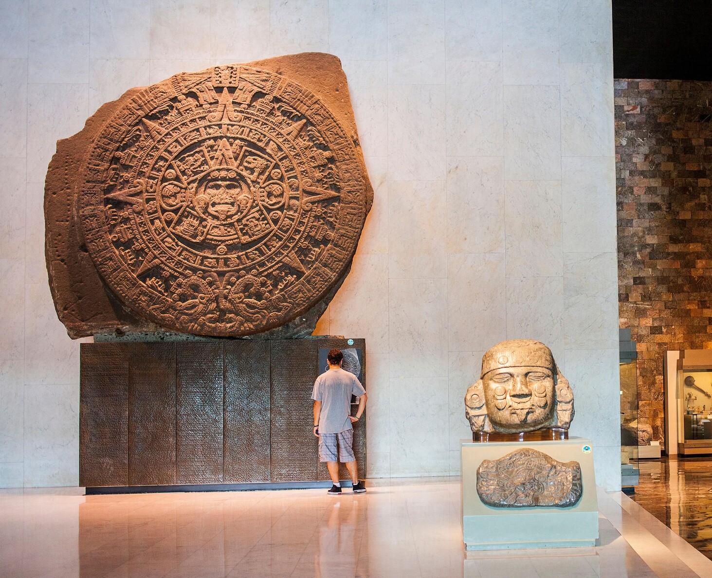 Vi tager os god tid til at dykke ned i skattene på Det Antropologiske Museum i Mexico City. Foto Viktors Farmor