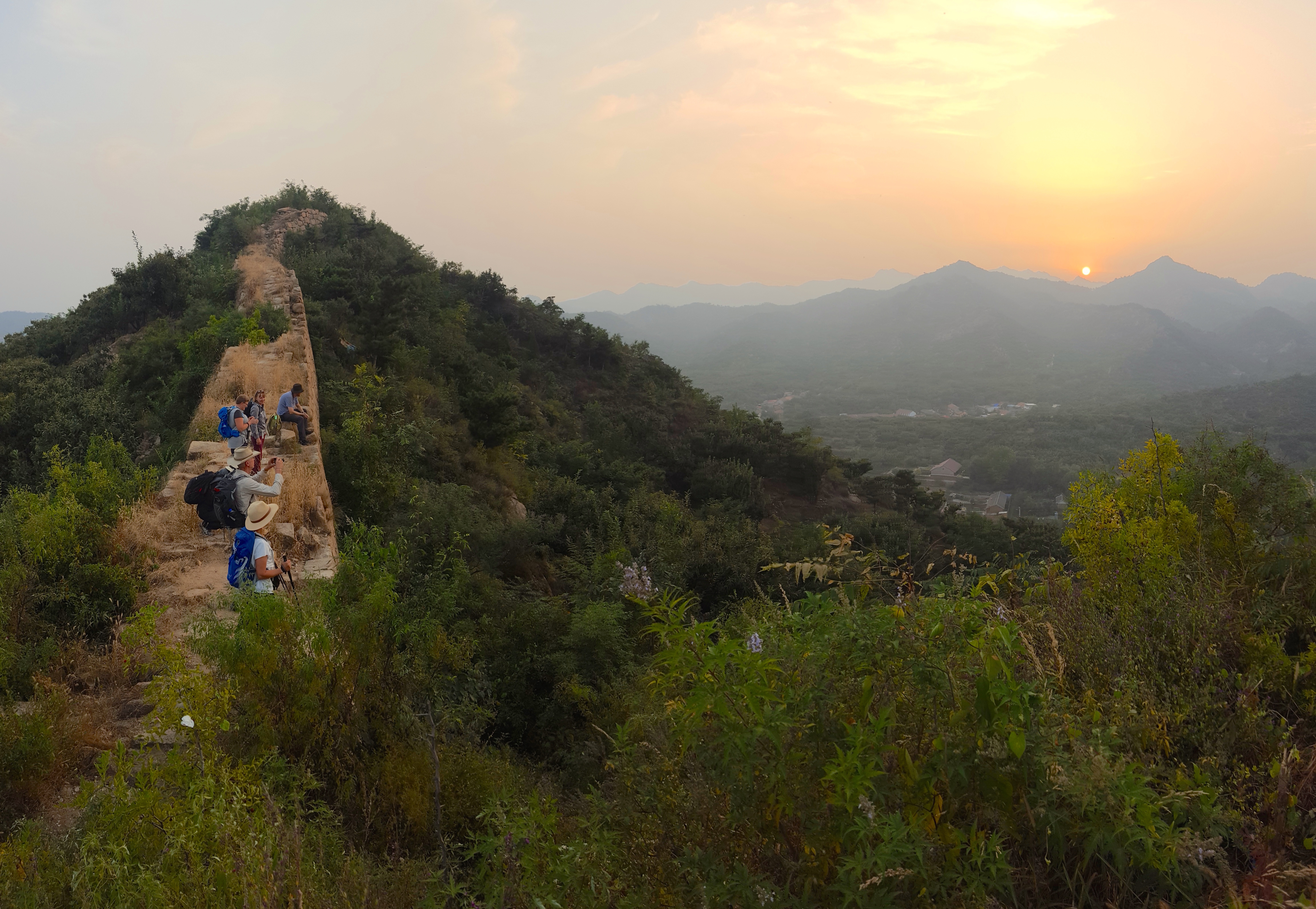 Solnedgang fra Luowenyu muren, der er bygget i det 14. århundrede. Foto Hanne Christensen