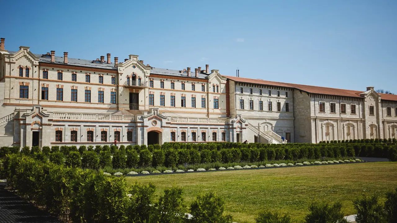 Vi besøger Mimi Castle Winery der er en af Moldovas mest prestigefyldte vingårde.  Foto Viktors Farmor