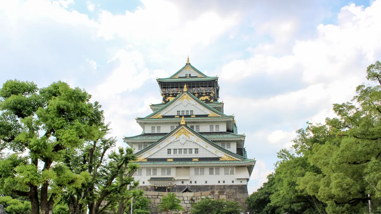 Osakas enorme borg blev genopbygget i 1931.
