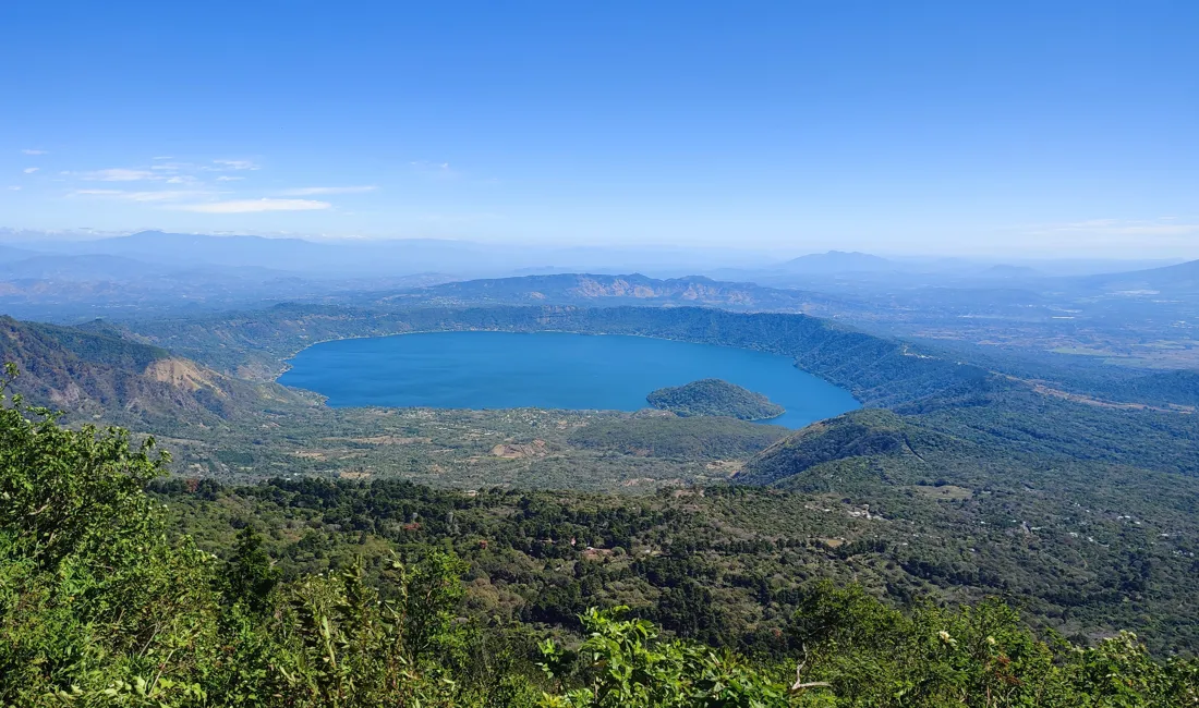 Coatepeque søen nord for San Salvador i El Salvador. Foto Christian Frimodt-Møller