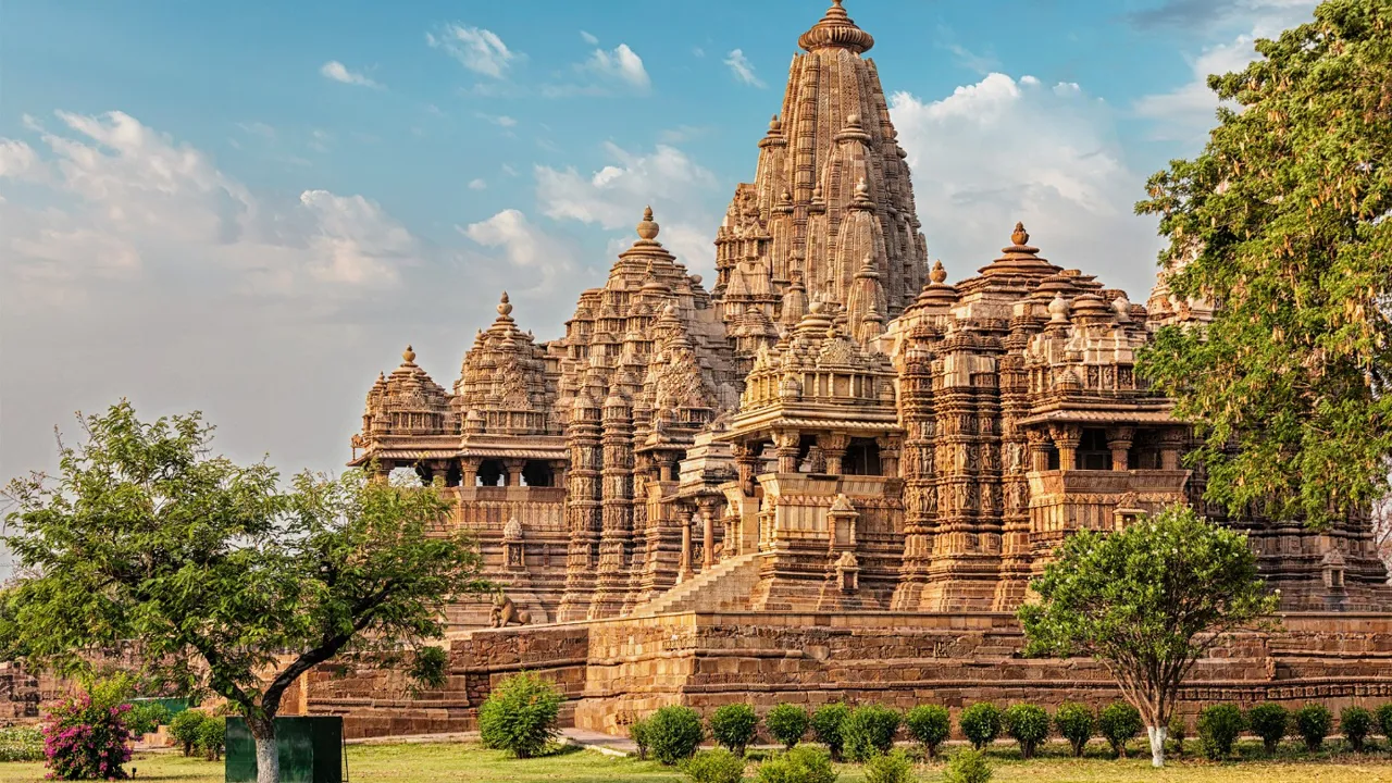Kandariya Mahadev templet i Khajuraho er på UNESCOs verdensarvsliste. Foto Viktors Farmor