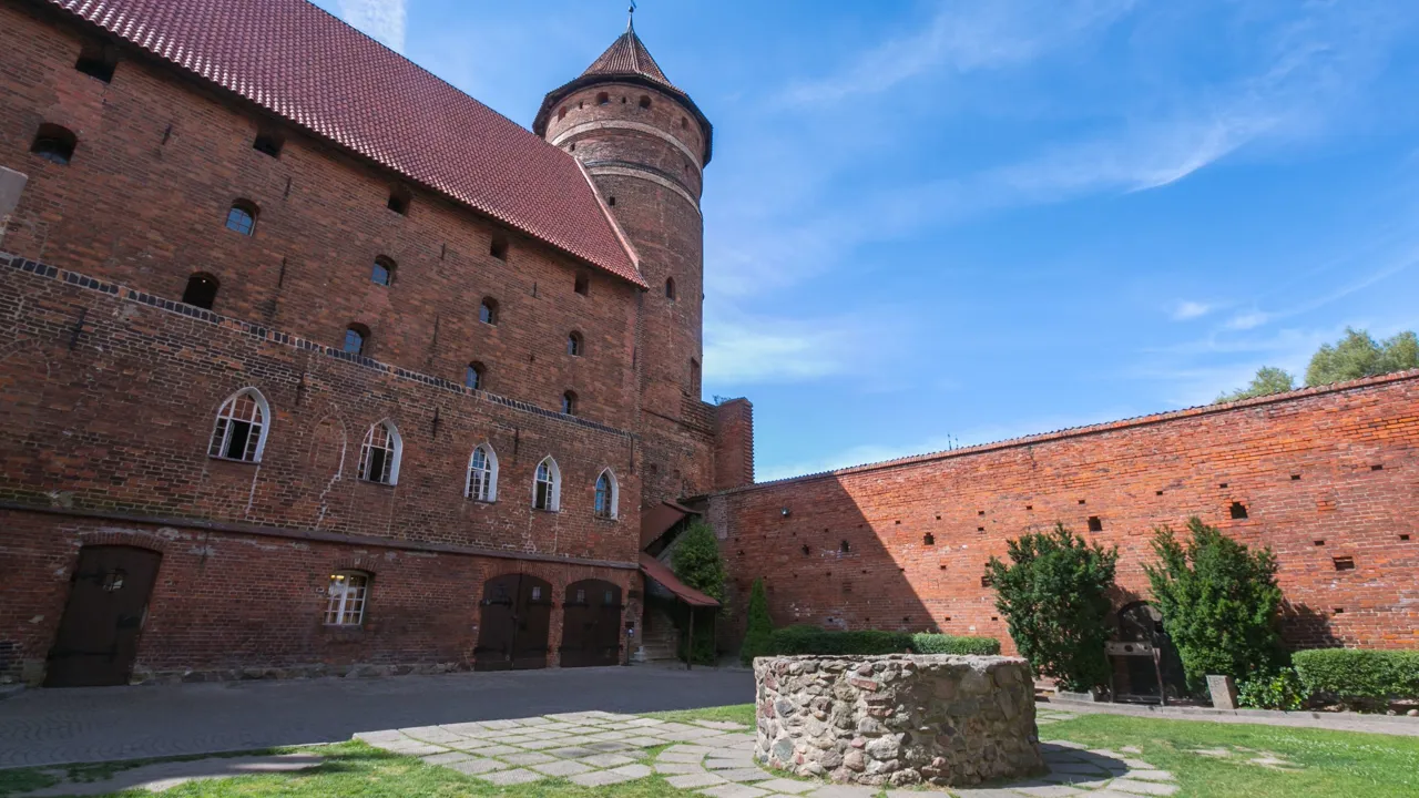 I byen Olsztyn besøger vi slottet i byen, hvor den berømte astronom Nicolaus Kopernikus har boet og arbejdet. Foto Viktors Farmor