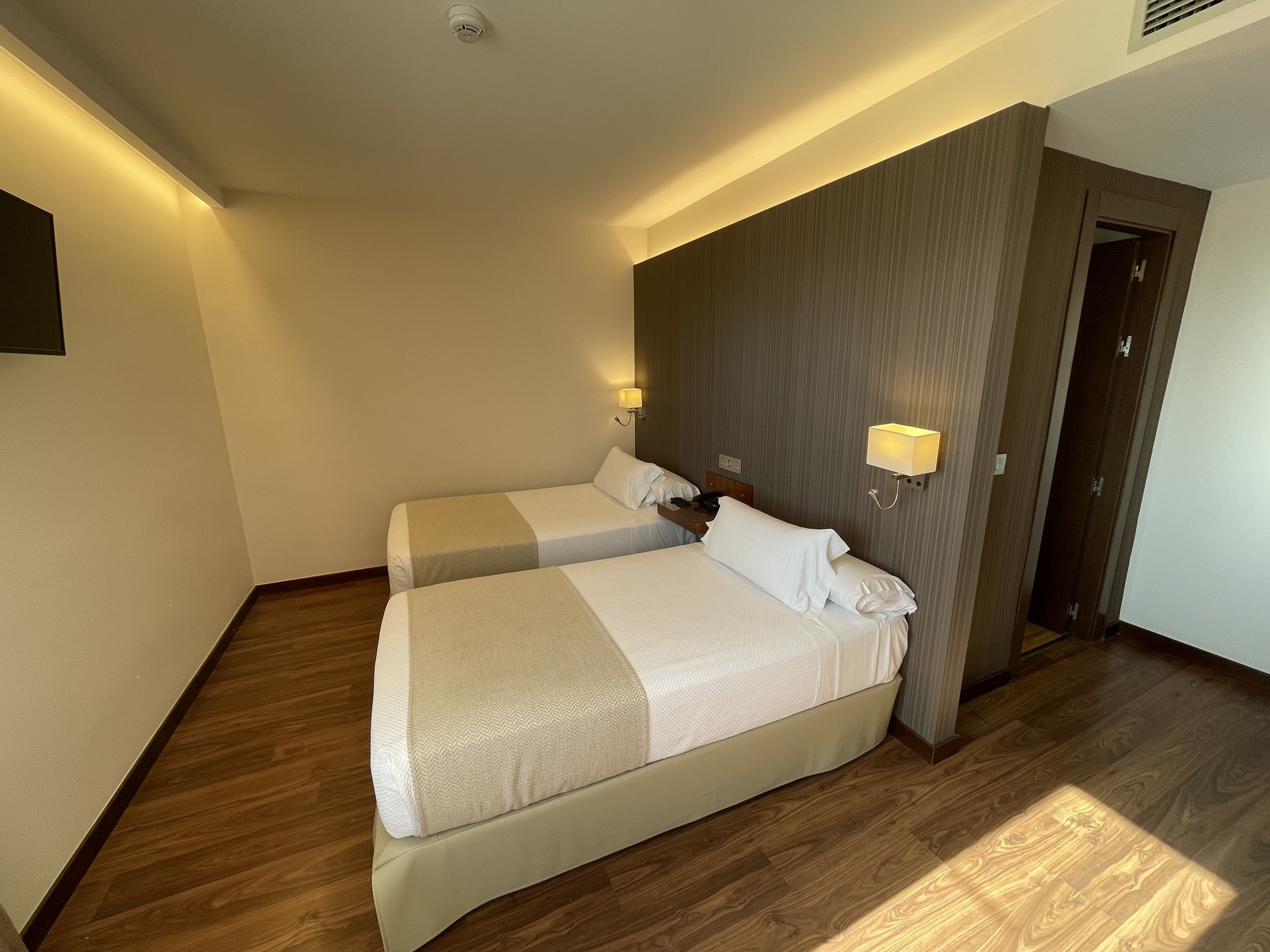 Et dejligt 3-stjernet hotel, placeret centralt i Cádiz på Plaza San Francisco. Foto Viktors Farmor