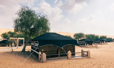 Thousand Nights Camp ligger midt i det majestætiske ørkenlandskab Wahiba Sands i Oman. Foto Viktors Farmor