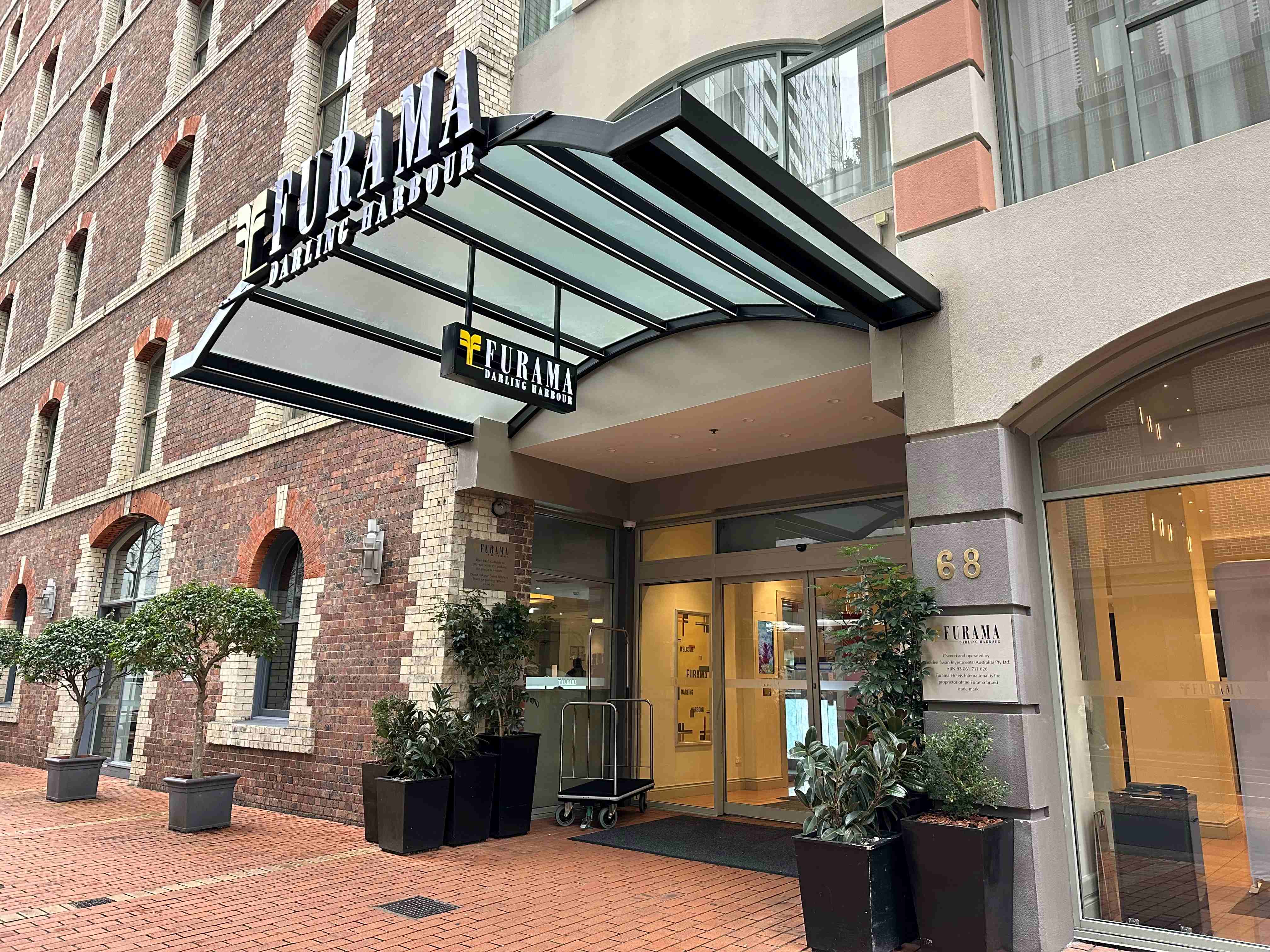 Centralt byhotel i hjertet af Sydney – lige ved Chinatown og kun få skridt fra havenpromonaden og Darling Harbour. 