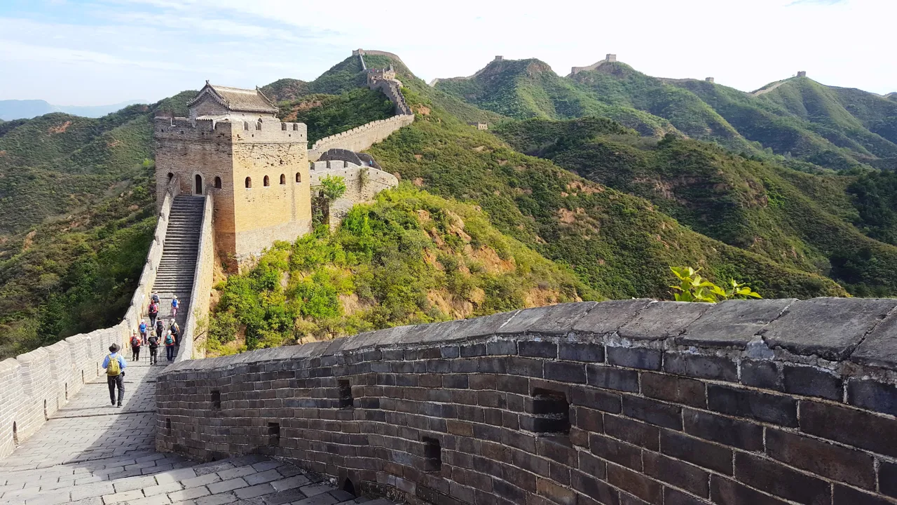 Et af de flotteste steder ved den kinesiske mur, som vi besøger på rejsen til Kina.  Foto Hanne Christensen