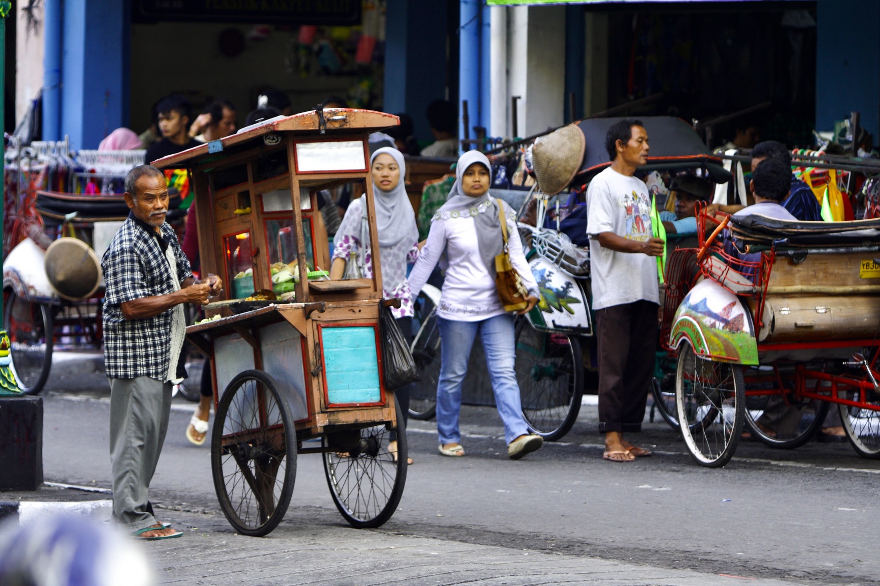 Gadekøkkerne er der mange af i Yogyakarta. Foto af Anders Stoustrup