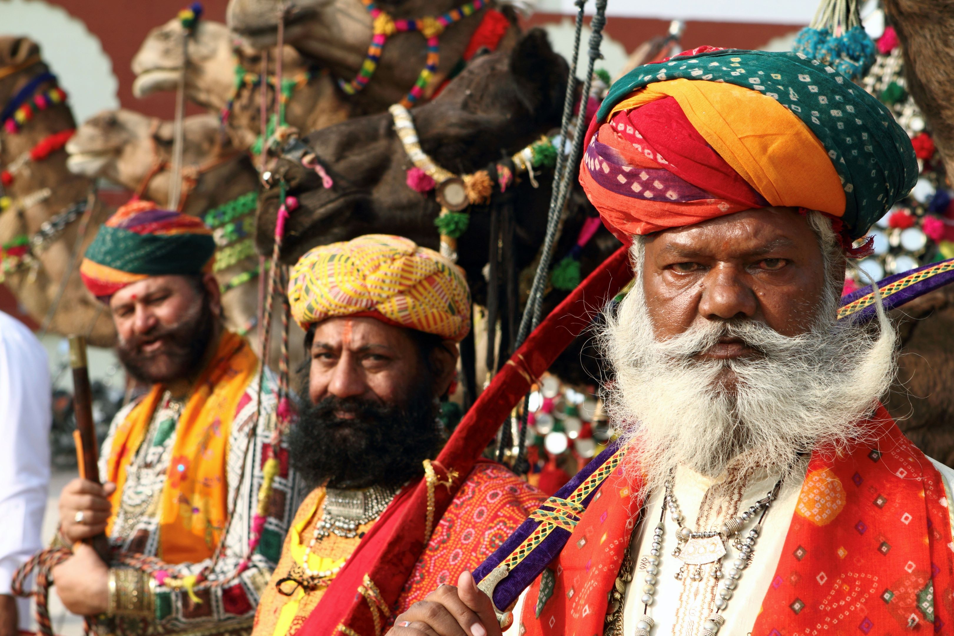 Et nærbillede af en kameldriver i Rajasthan. Foto Anders Stoustrup