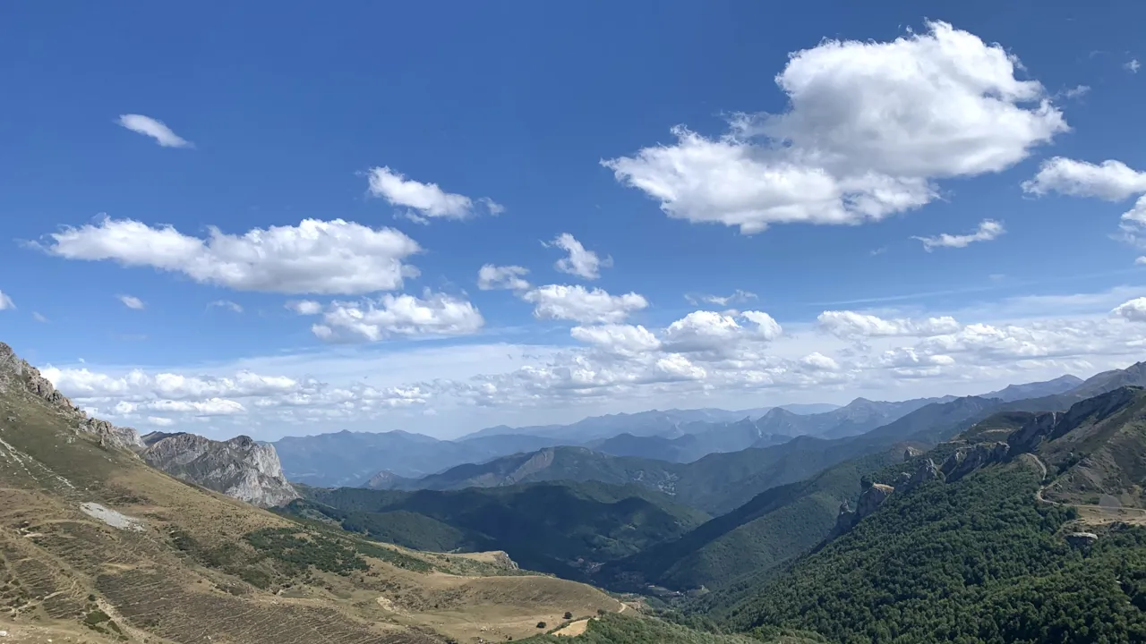 Udsigtspunkt udover Picos de Europa. Foto Josefine Aude Raas