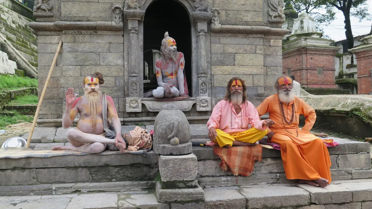 Vi møder måske pilgrimme og hellige mænd fra både Nepal og Indien. Foto Tania Karpatschof