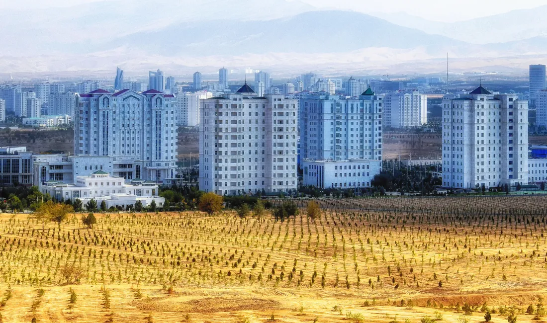 Hovedstaden Ashgabat i Turkmenistan. Foto Viktors Farmor