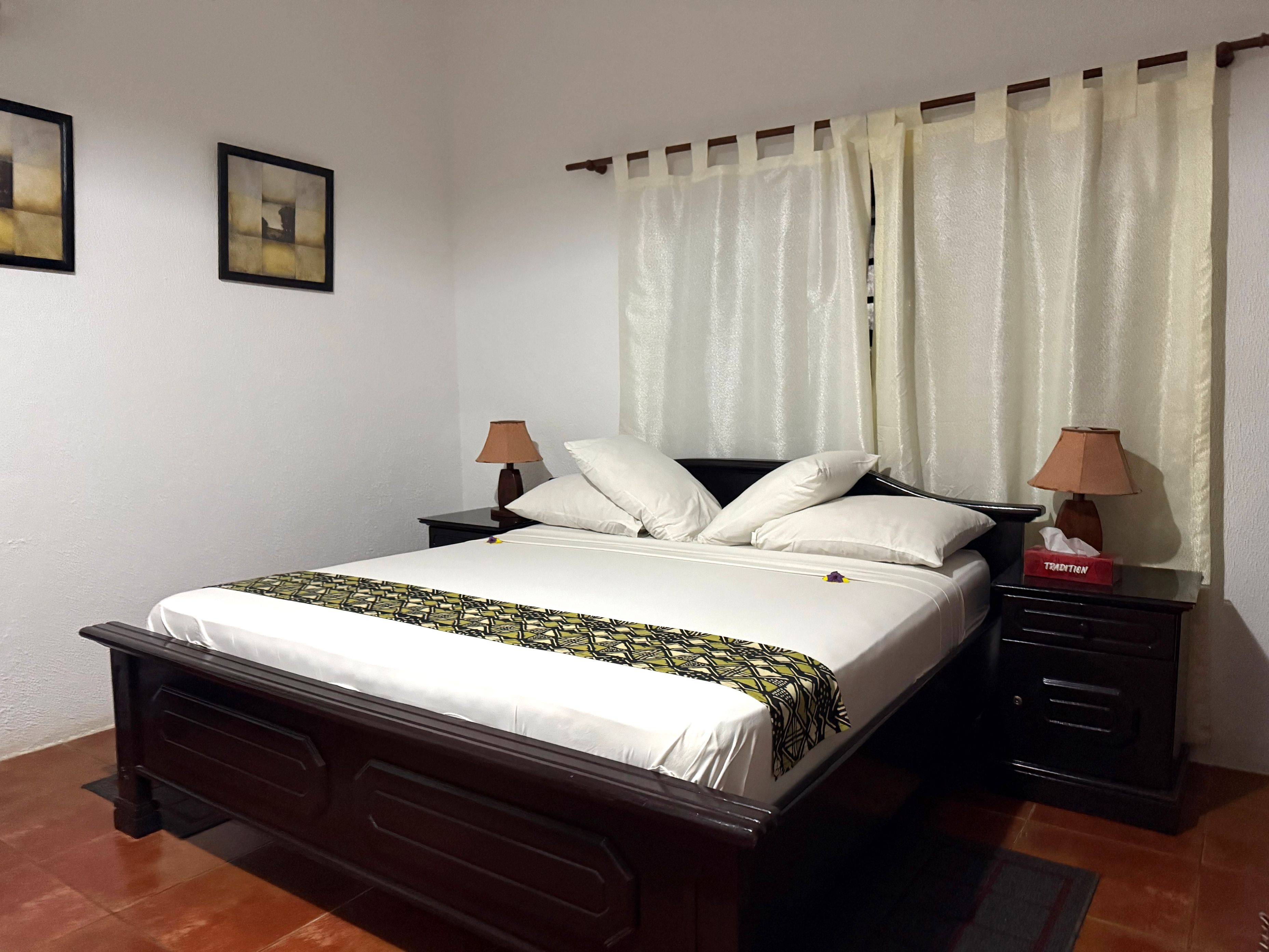 10 Coconut Grove Beach Resort - Elmina