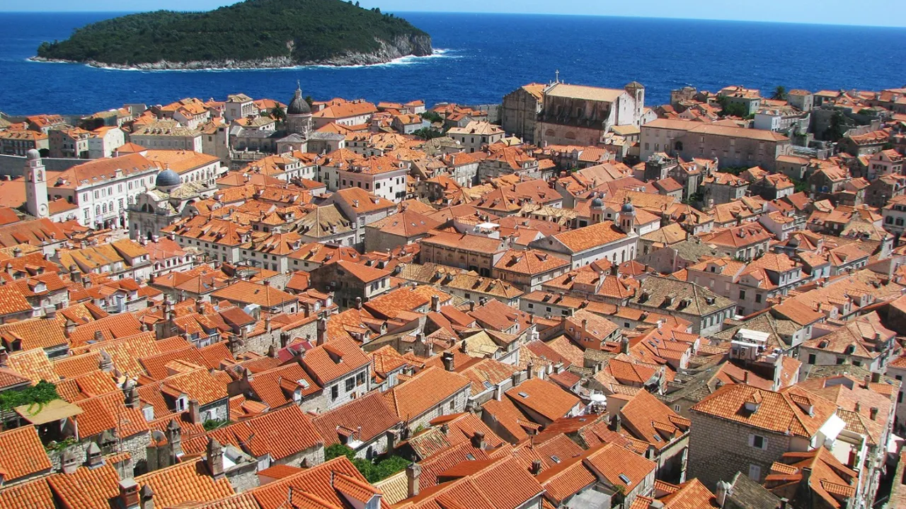 Dubrovniks smukke gamle bydel er på UNESCOs verdensarvsliste. Foto Vagn Olsen