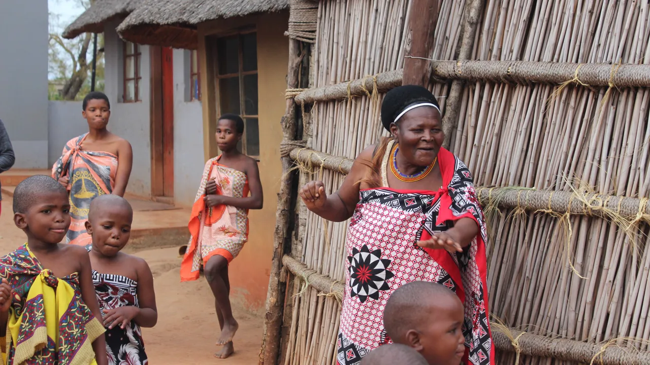 På billedet ses lokale I eSwatini på en rejse til Sydafrika. Foto Marlene T. Kristensen