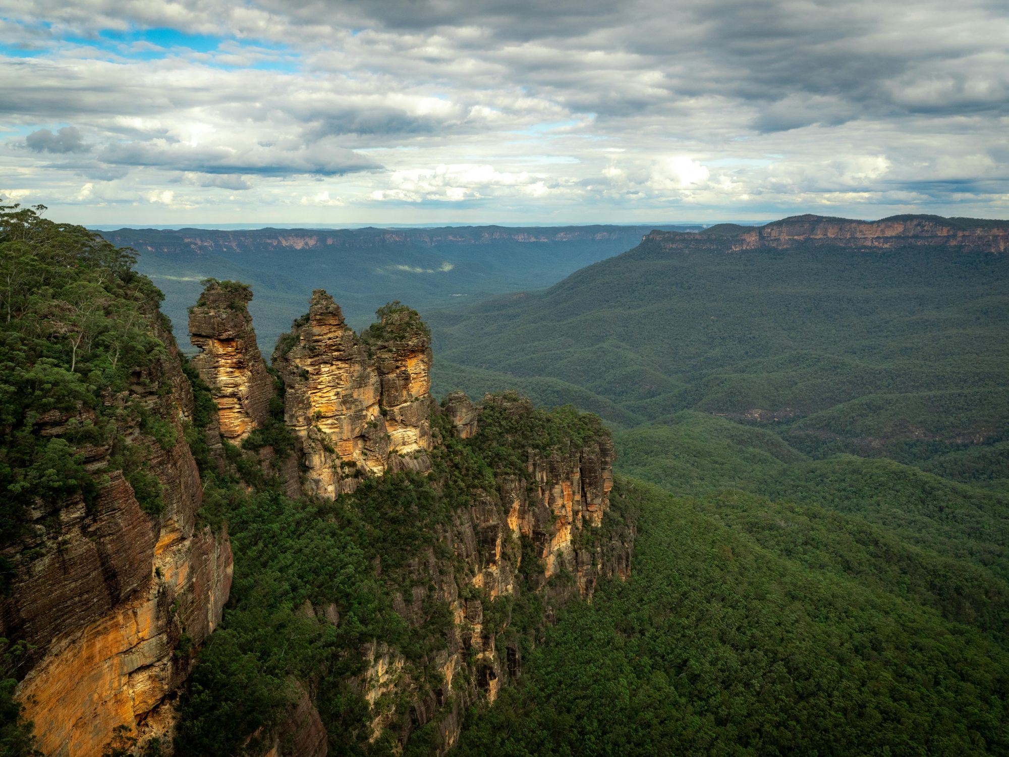 De tre søstre i Blue Mountain udenfor Sydney. Foto Viktors Farmor