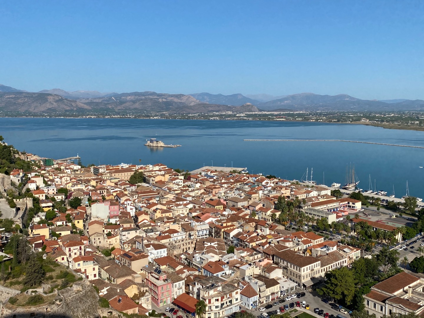Vi har god tid i Nafplio, som er en af Grækenlands smukkeste byer og landets første hovedstad. Foto Vagn Olsen
