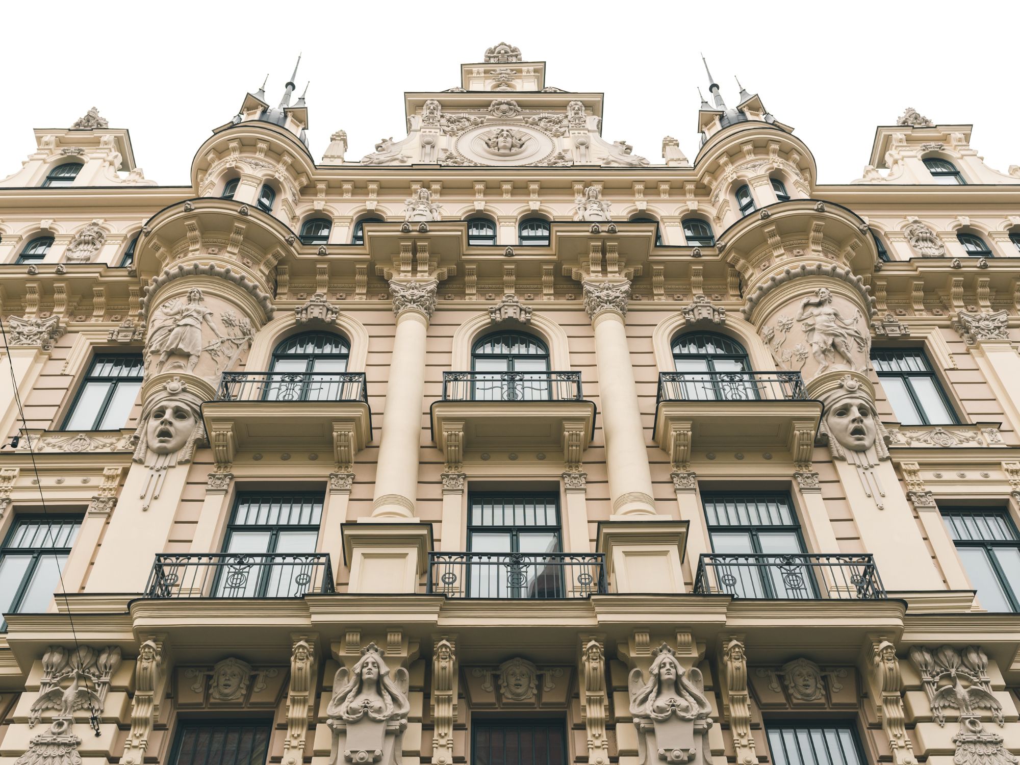 I Riga besøger vi det berømte Art Nouveau-kvarter. Foto Viktors Farmor