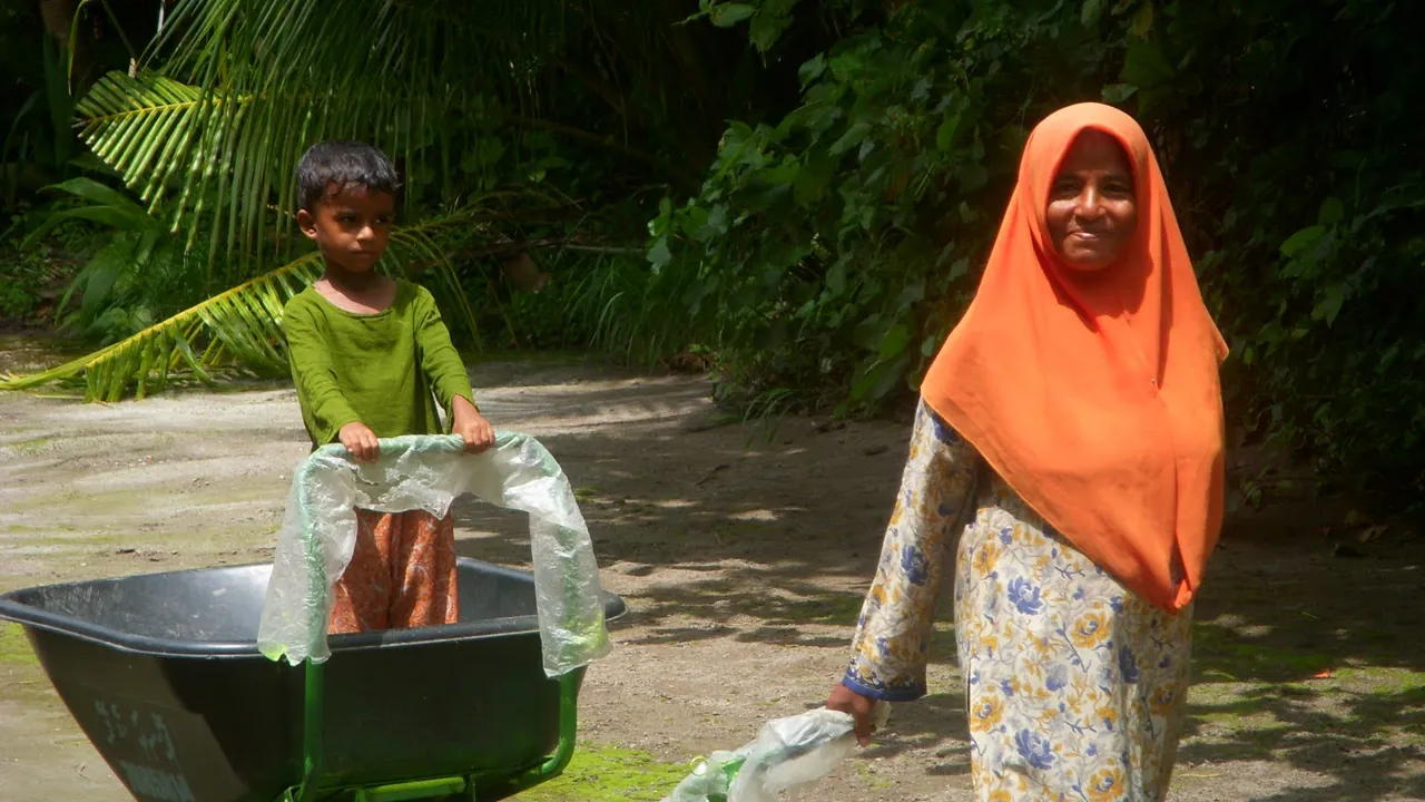 På Velidhoo får vi indsigt i de lokales hverdag. Foto Karsten Bie Jensen