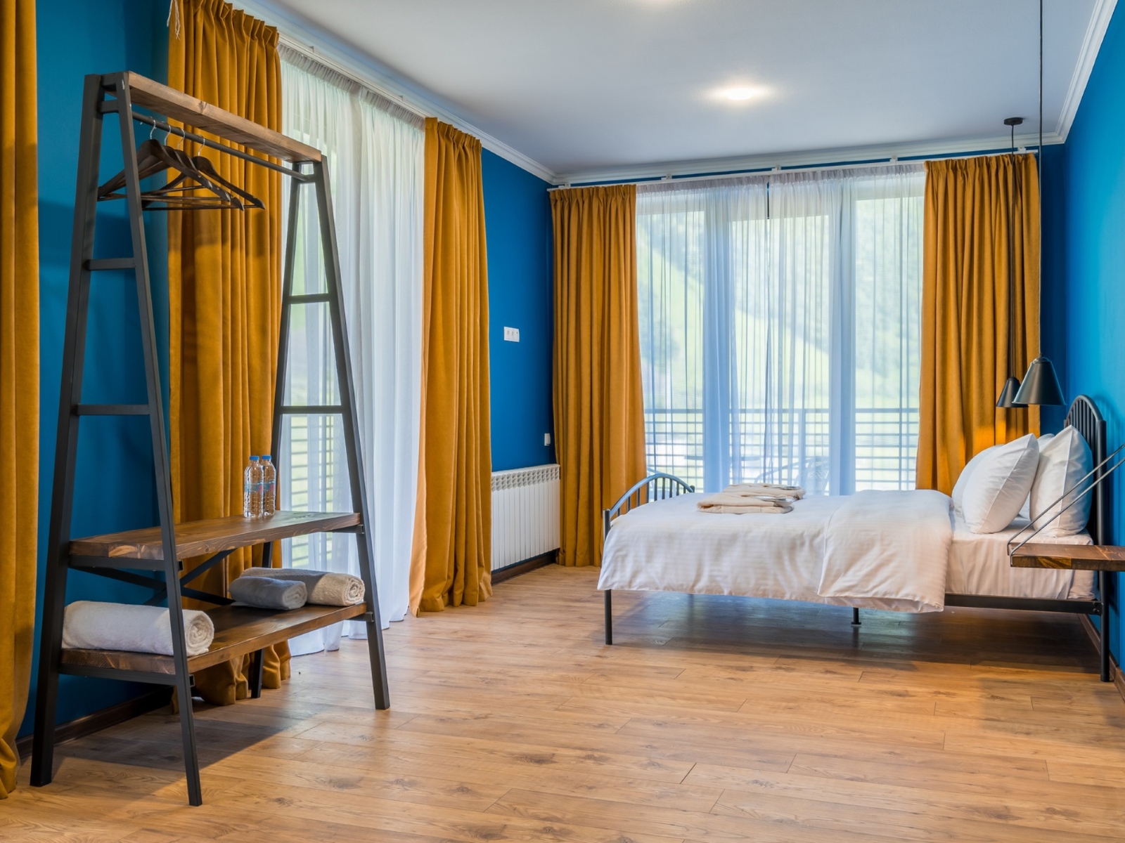 Hotel Darchi Kazbegi er et hyggeligt hotel, som ligger i naturskønne omgivelser i Kazbeg.