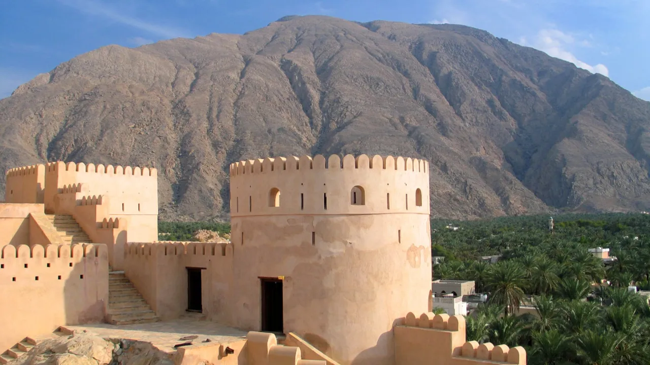 Vi besøger flere af Omans smukke forte. Foto Esben Gynther