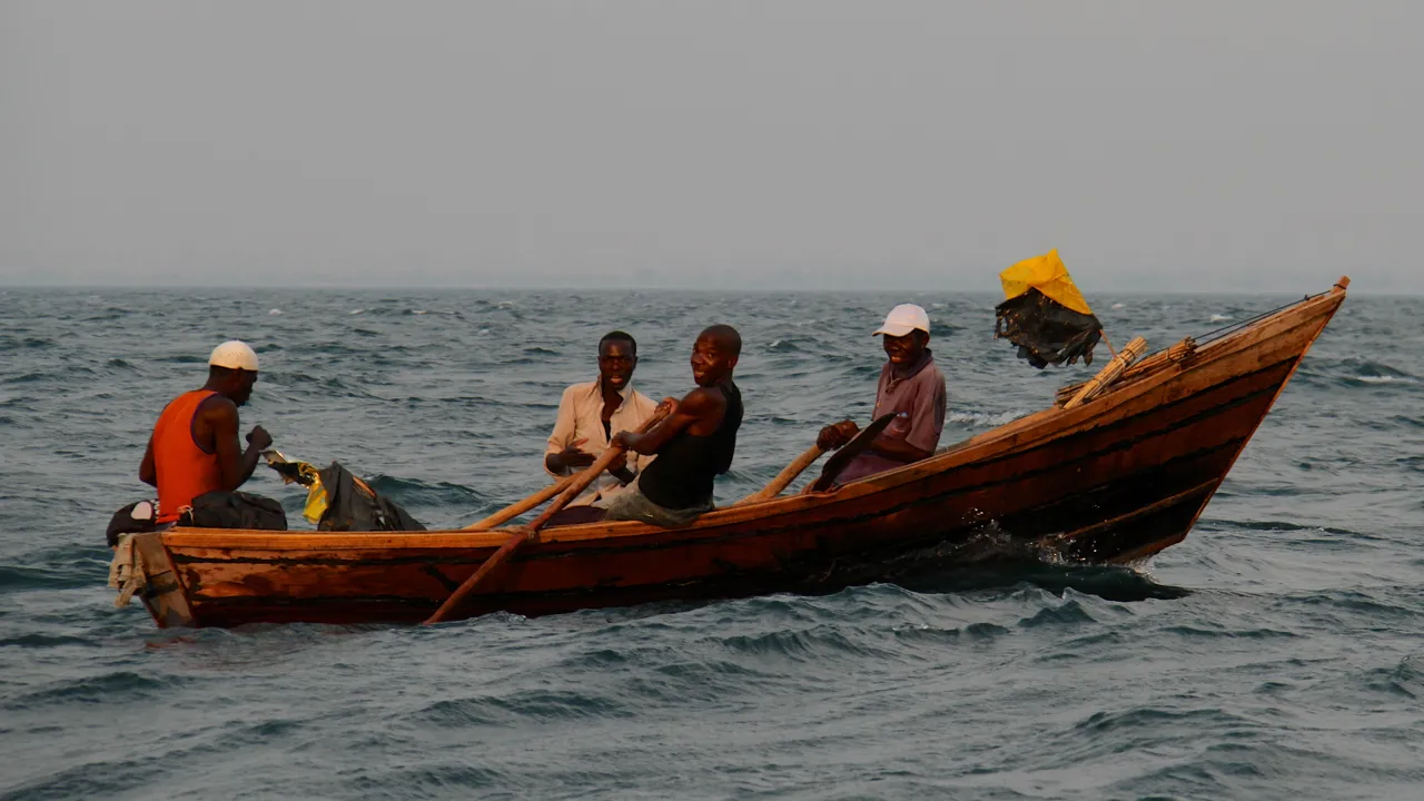 Fiskeri i Malawisøen er en vigtig beskæftigelse for den lokale befolkning. Foto Erik Hermansen