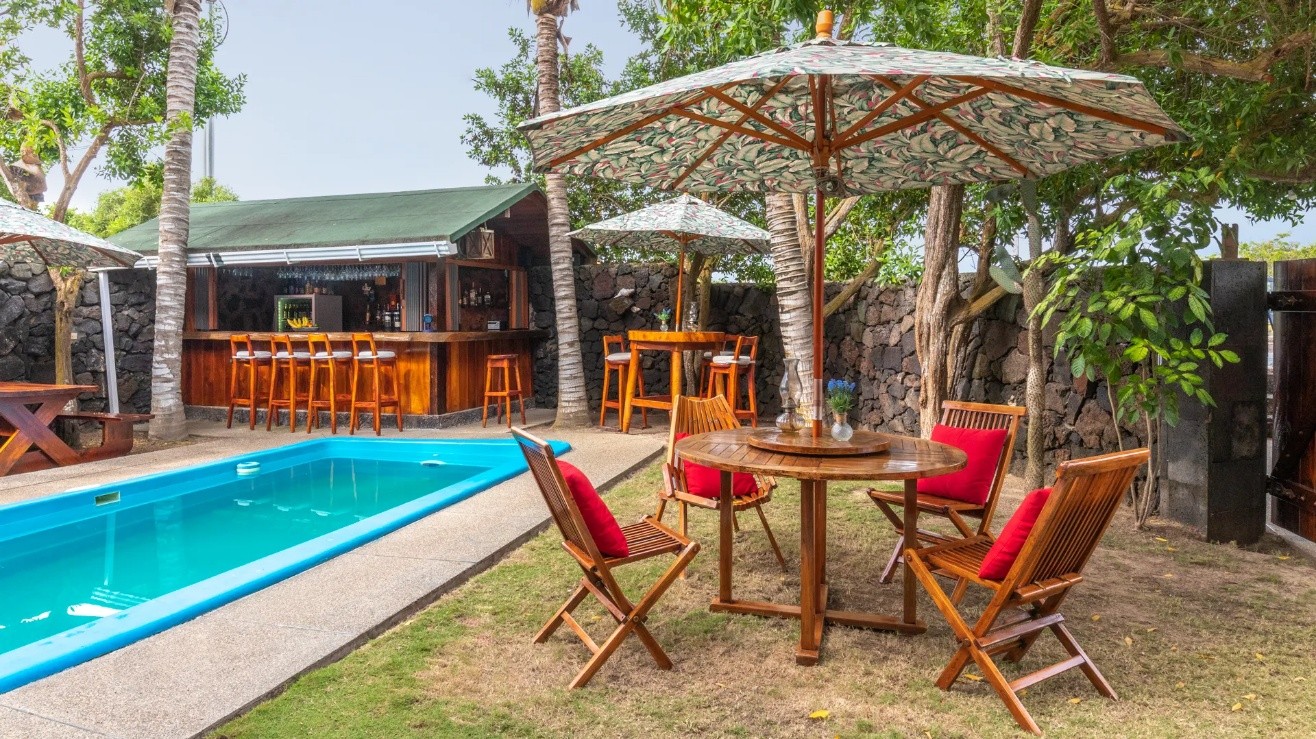 The Wooden House Lodge i Puerto Villamil er et charmerende, rustikt boutiquehotel nær stranden på Isabela Island. 